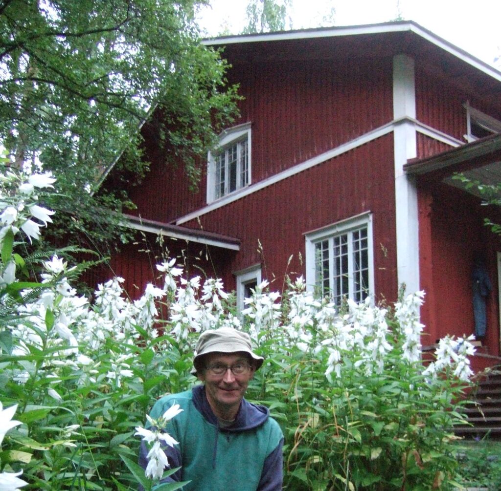 Pekka Tenhunen ja Karhon punainen huvila