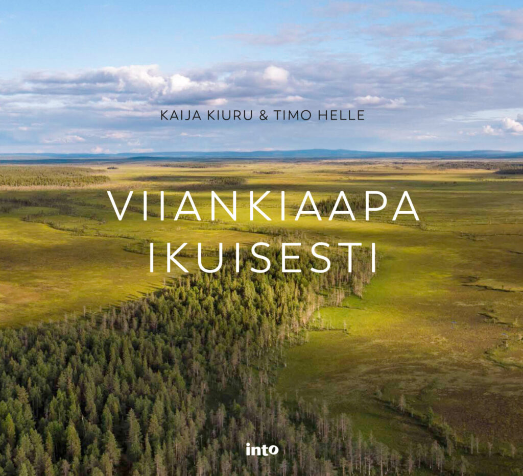 Suomaisema, jonka päällä teksti: Viiankiaapa ikuisesti.