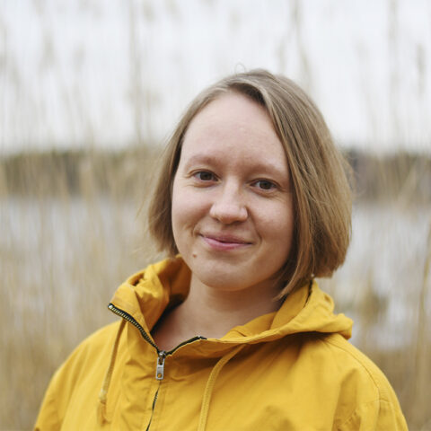 Monimuotoisuusasiantuntija Liisa Toopakka.