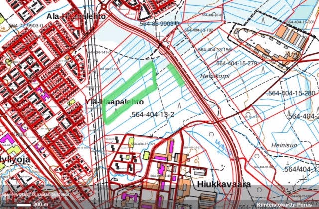 Hiukkavaaran kartta, luontoarvoiltaan arvokkain alue merkitty.